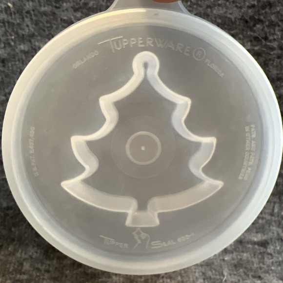 Vintage Tupperware Jel-N-Serve Mould, Serving Tray and 4 Decorative Lids 616-6 - Picture 10 of 13